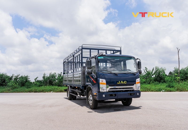 Xe tải JAC N680 Thùng bạt 6T5