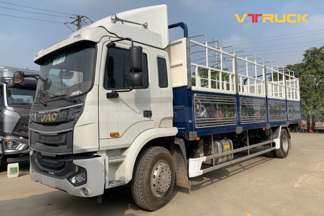 Xe tải A5 4X2 mui bạt 8M2