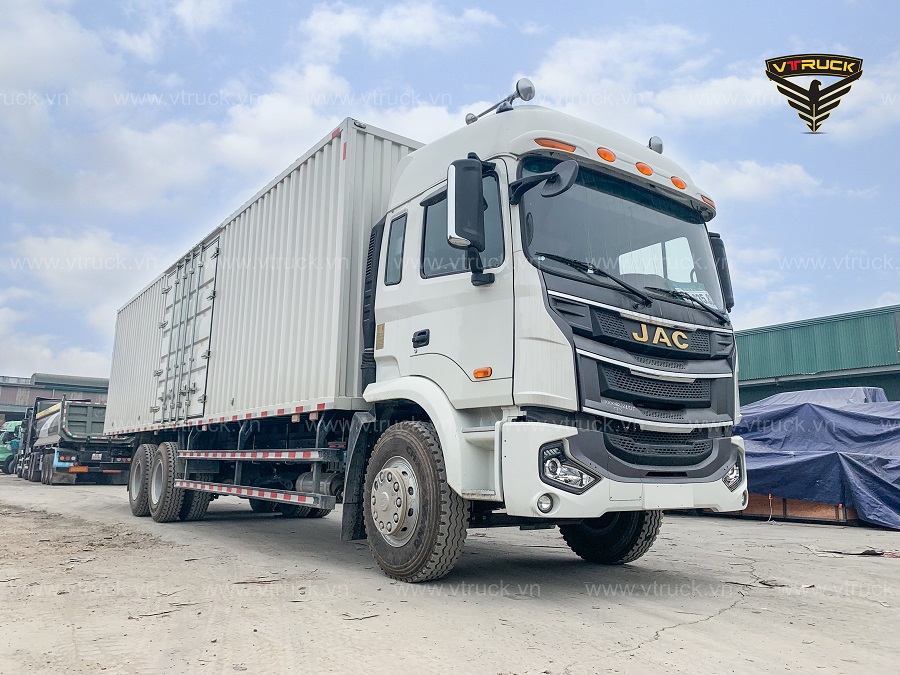 xe tai thung kin jac a5