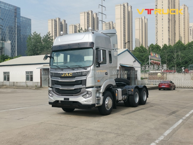 Ra mắt xe đầu kéo jac a5 phiên bản màu bạc mới tại VTRUCK