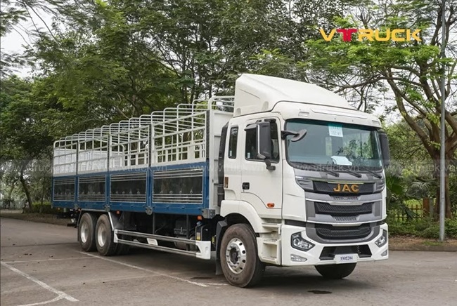 VTRUCK phân phối xe tải 13 tấn JAC chính hãng
