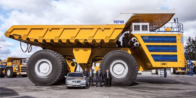 Hình ảnh xe ben lớn nhất thế giới BelAZ 75710