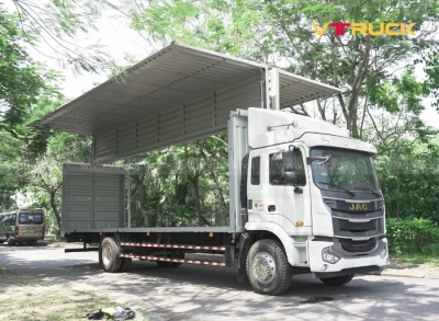 Mua xe tải thùng cánh dơi trả góp linh hoạt đến 70%