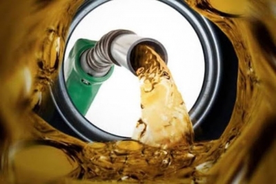 Xe tải dùng xăng hay dầu? Công thức tính tiêu hao nhiên liệu xe tải