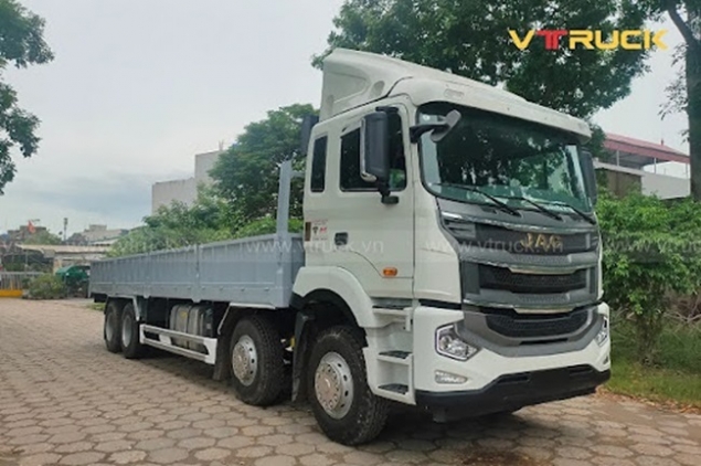 Xe tải 18 tấn có đáng mua? Các loại xe tải 18 tấn phổ biến hiện nay