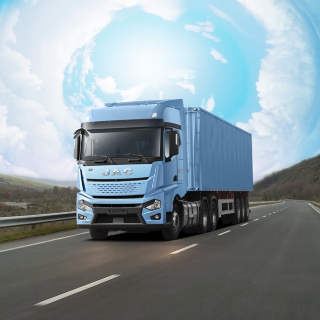 Xe tải 6 chân tải trọng bao nhiêu? Phù hợp để chở loại hàng hóa nào?