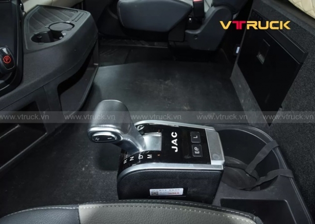 Xe tải có số tự động không? Những ưu điểm có ở xe tải số tự động