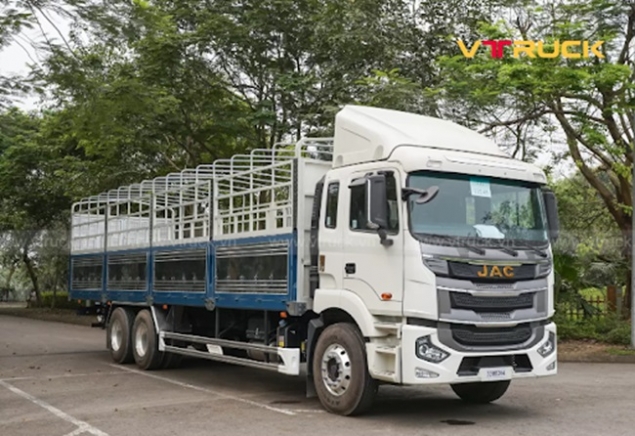 Xe tải có túi khí không? Tác dụng của túi khí với an toàn người lái xe